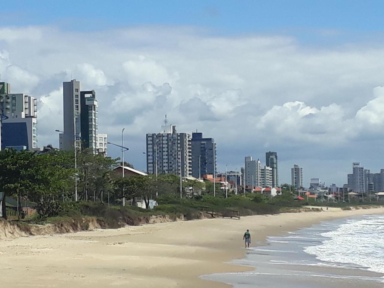 Apartamento Dona Elvira Piçarras Exterior foto